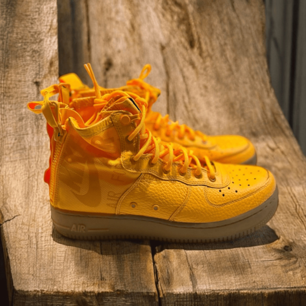 Nike OBJ Air Force 1 Mid OBJ Laser Orange Sneakers 917753-801 Sz 6.5Y EUC!